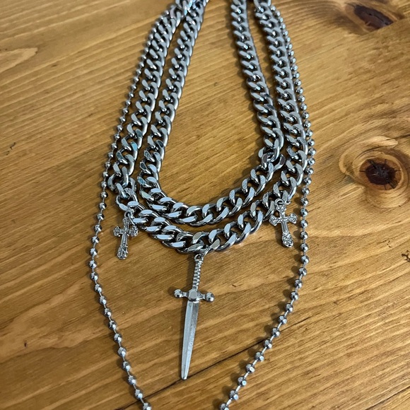 Vintage 1980  gothic style 3 tier chain with 2 crosses and a sword 16 inches - Picture 7 of 9